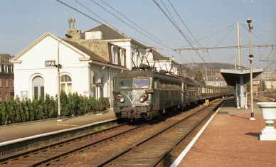 Spa - G2710.jpg